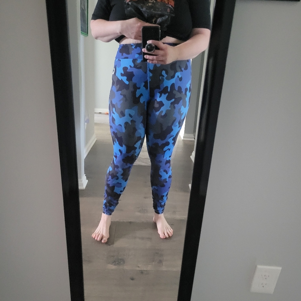 Grrrl Camo Leggings - Blue and Black
